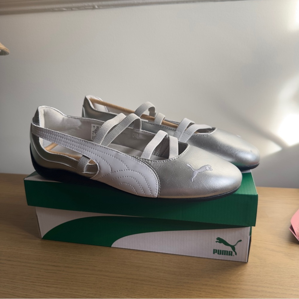 Puma Speedcat Ballet Flats in Metallic (size 9.5)